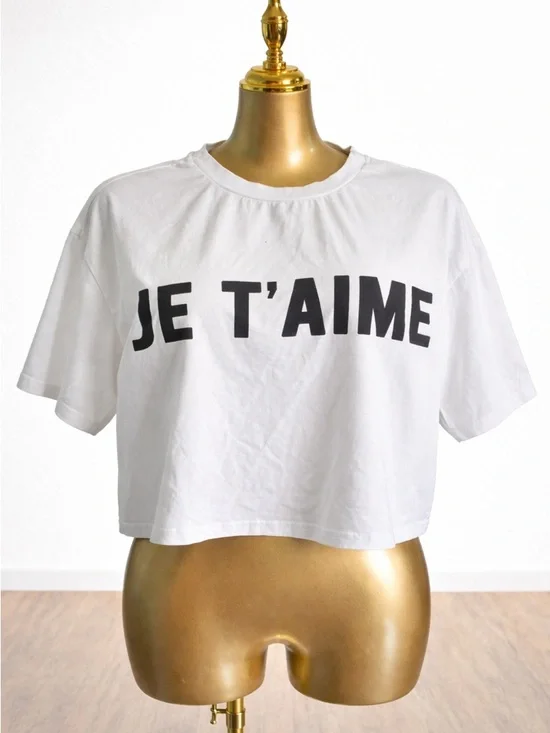 Lot of two - White Graphic Crop Tee - Script & Je T'aime Styles - Picture 2 of 5